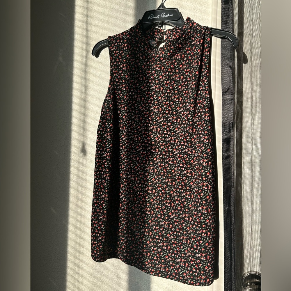 Sleeveless top
